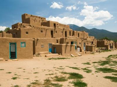 Santa Fe - Taos, NM (230 km)